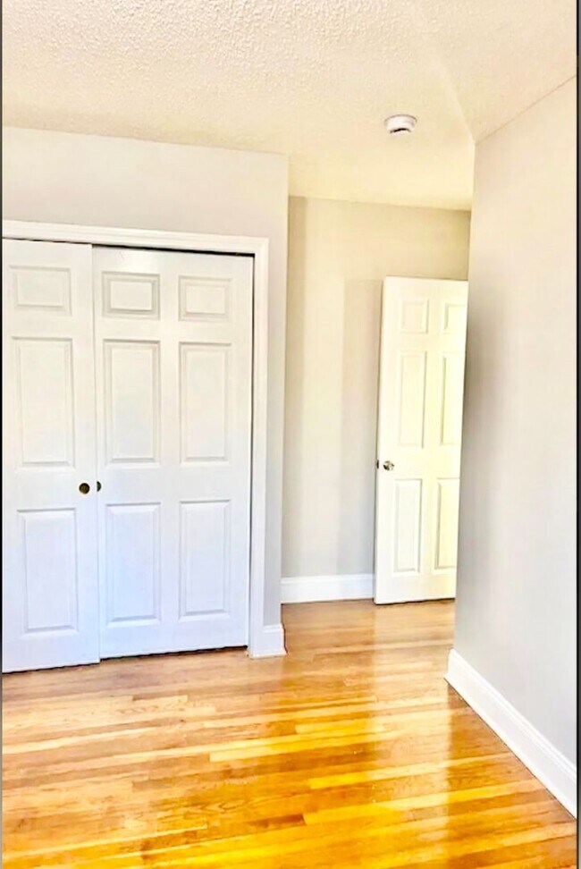 13-23 Bissell Street