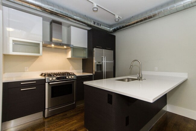 Photo - 11 Saint George St Unit 406