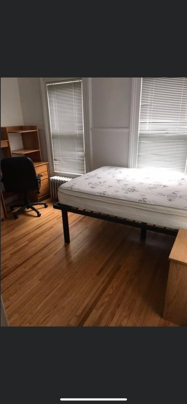 Photo - 28 Seminary Ave Unidad 1