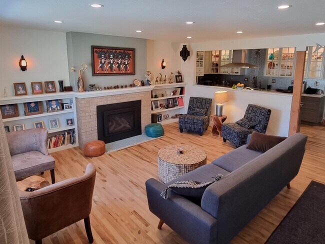 Photo - 205 Princeton Rd