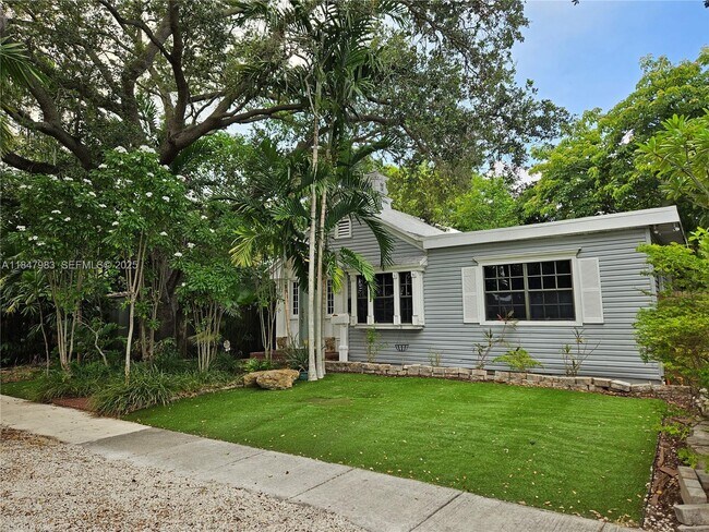 Photo - 38 SW 6th St