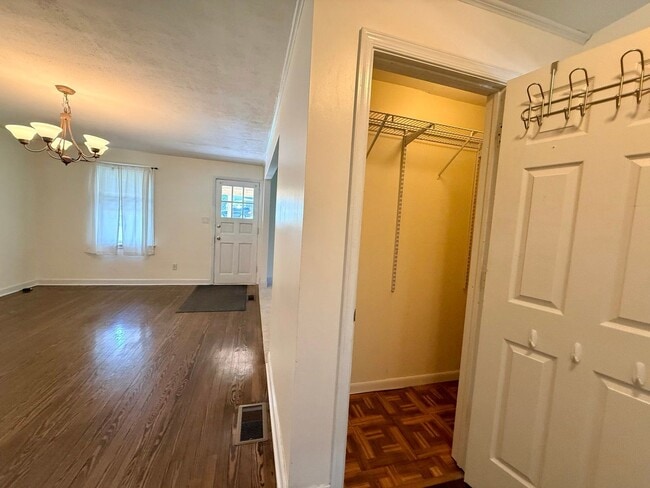 Photo - 119 E Church St