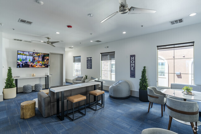 Lounge - The Republic