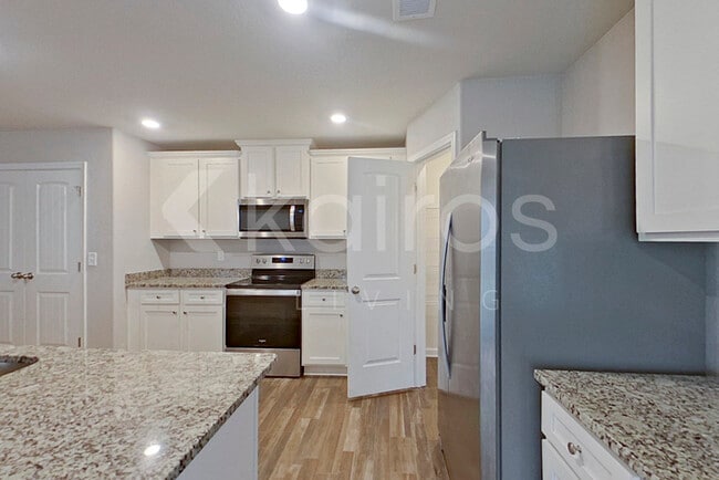 Photo - 1422 Native Gdn Rd