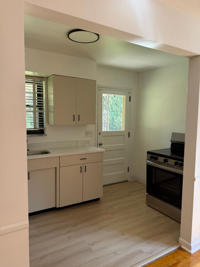 Photo - 4222 Century Ln Unit Two Bedroom 2