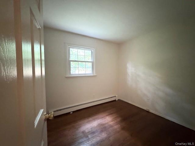 Photo - 402 Thompson St