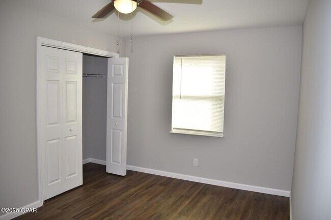 Photo - 4006 E 11th St Unit C