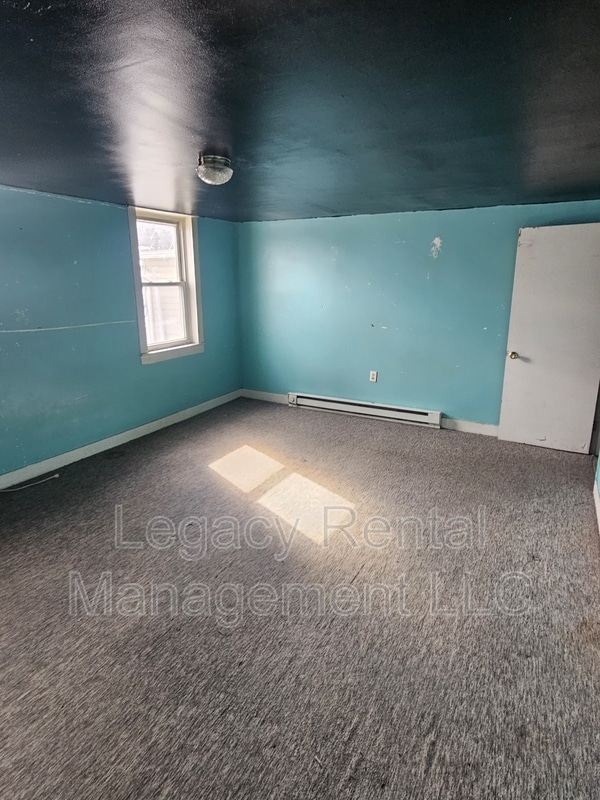 Photo - 533 W Shawnee Ave