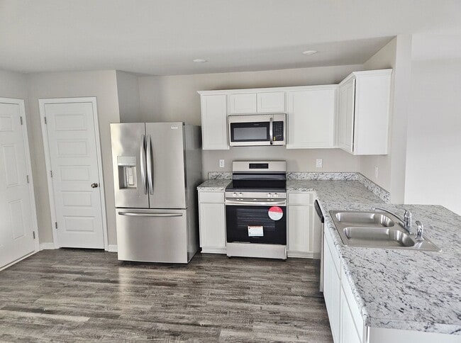 Photo - 3 Bedroom, 2 Bath home.