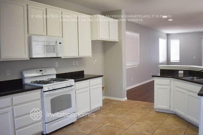 Photo - 1866 Leaning Oak Dr