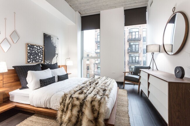 Seven 10 West