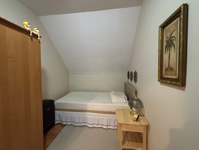 Photo - Apartment for Rent Unit 1