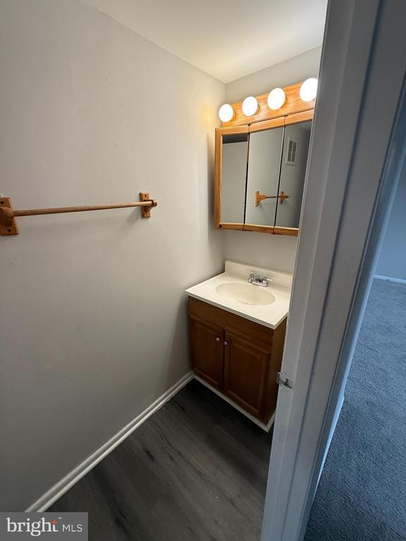 Photo - 5055 Lakeland Ct