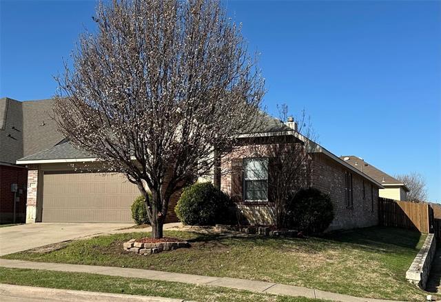Photo - 817 Lark Dr