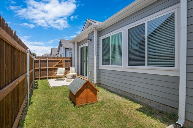 Photo - 7137 Black Beaver Cir