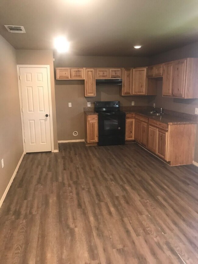 Photo - 528 46th St Apartamento Unidad B