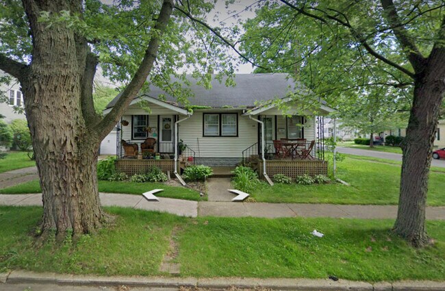 Photo - 457 Chicago St