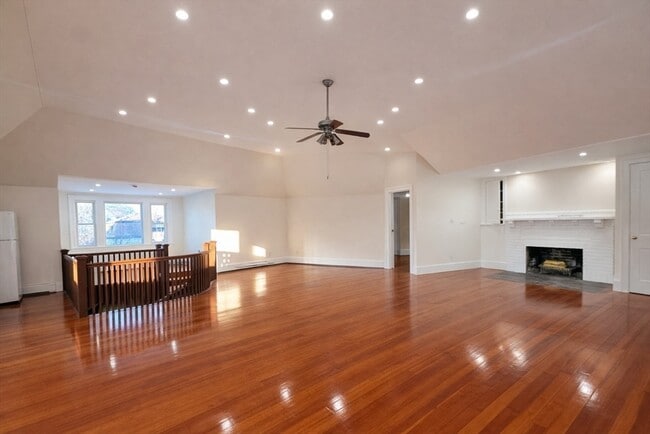 Photo - 236 Madison St