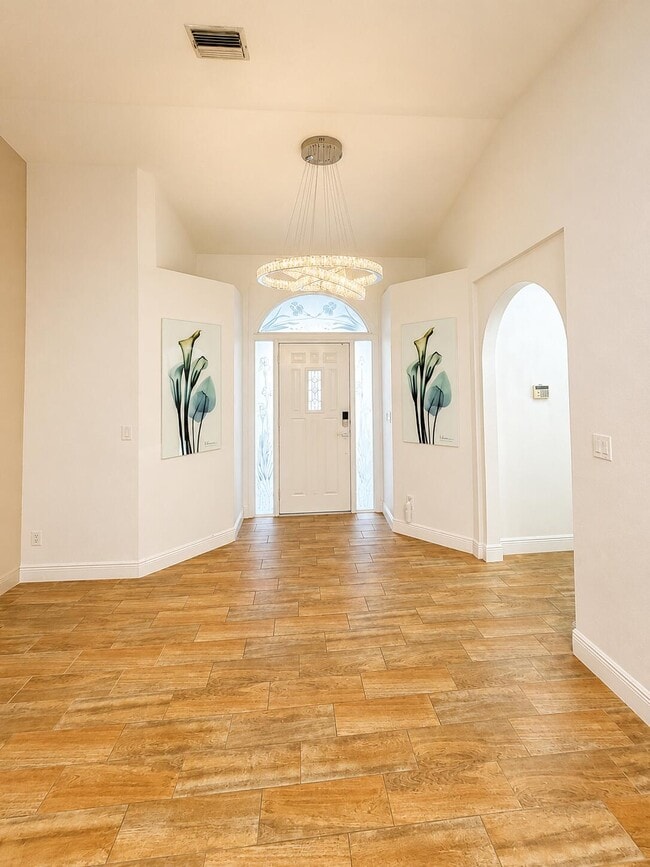 Photo - 1716 Pierce Dr