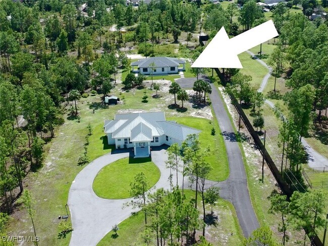 Building Photo - 2586 Randall Blvd