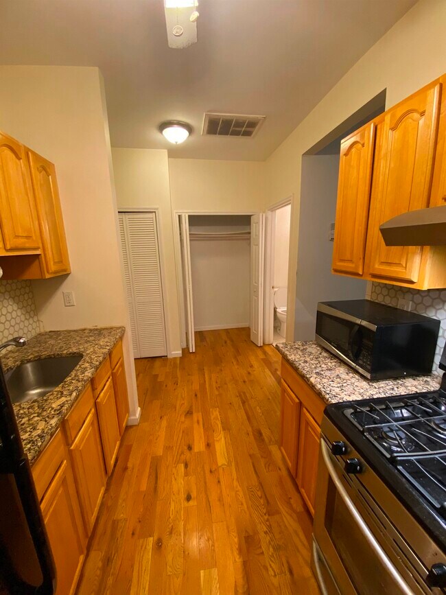 Photo - 391 Broadway Unit 3F