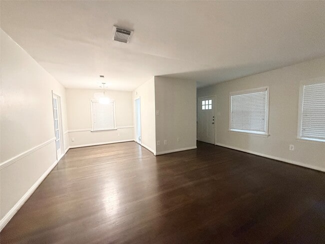 Photo - 4010 Yupon St