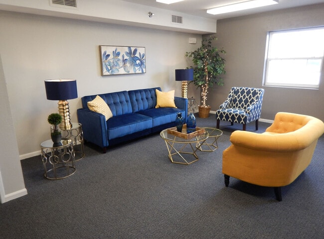 Photo - Wyndam Place