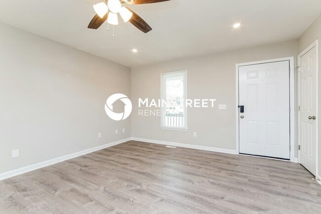 Photo - 3 Bedroom Pet-Friendly Home in ANGIER, NC ...