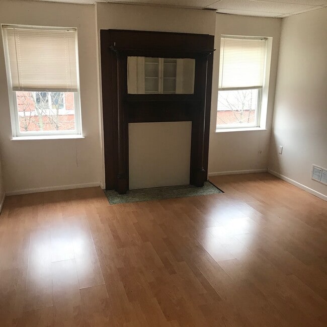 Photo - 117 S 22nd St Unit 6