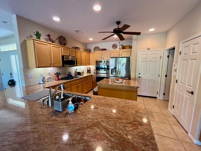 81407 Golden Poppy Way