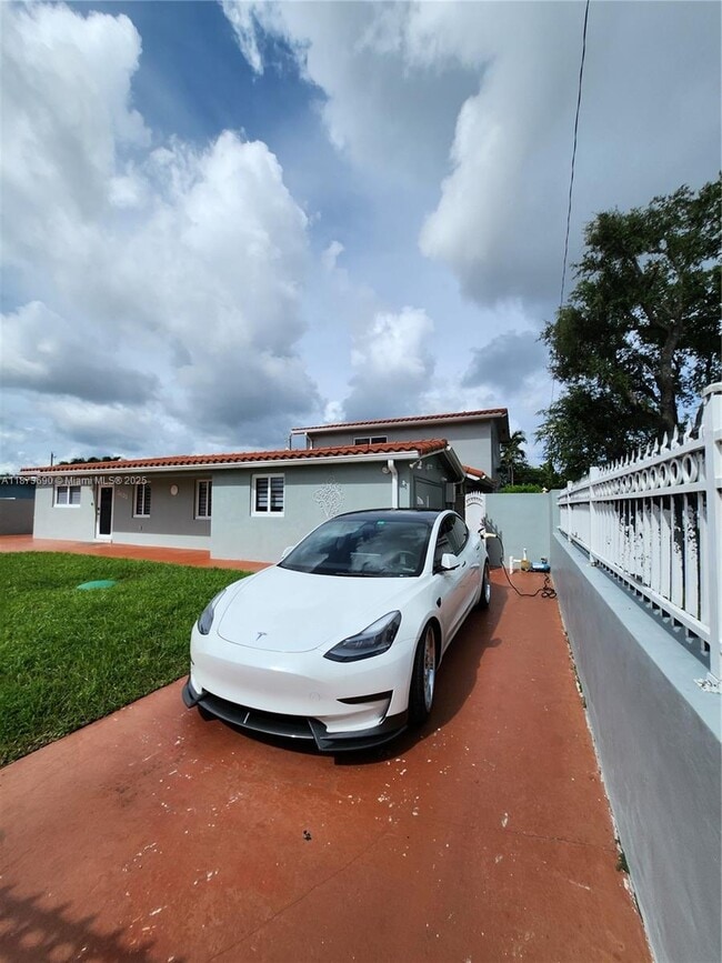Photo - 3620 SW 106th Ave