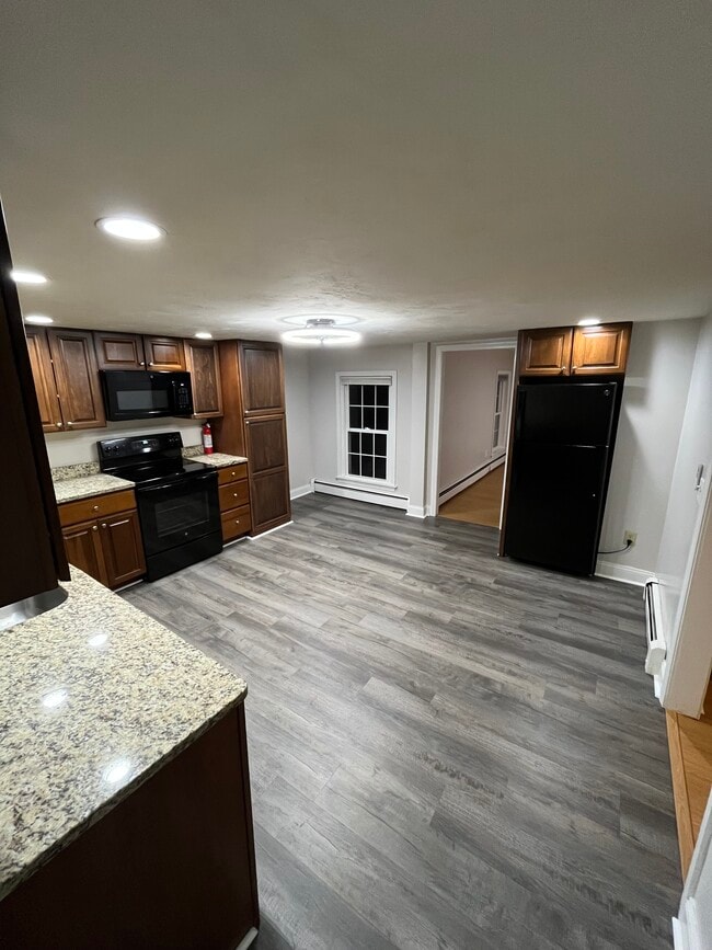 Photo - 24 Ash St Unit 2