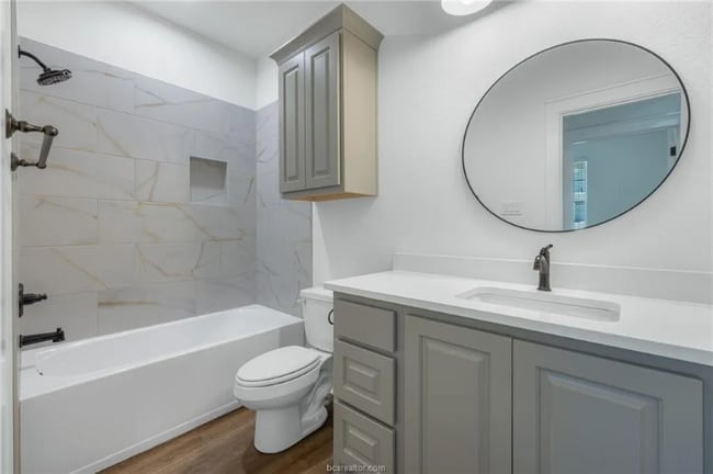 Photo - 5041 Mooney Fls Dr