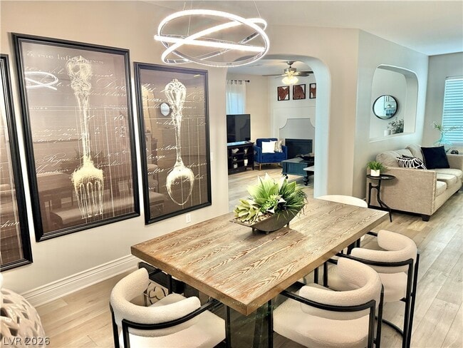 Building Photo - 399 Center Green Dr