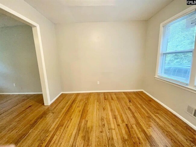 Photo - 101 Woodcrest Dr