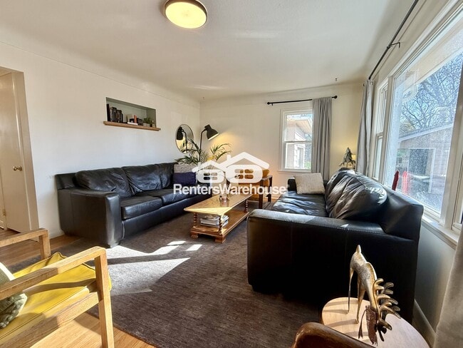 Photo - 5910 Tower St