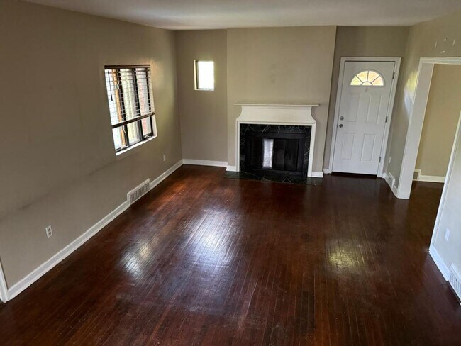 Photo - Orchard Drive 390