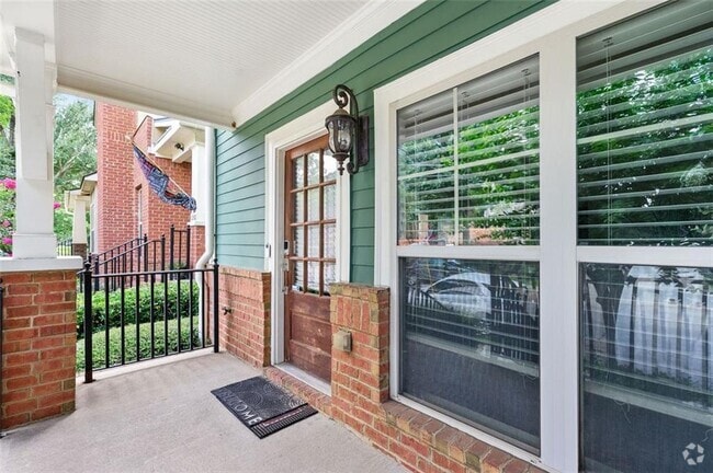 Building Photo - 1284 Atlantic Dr NW Rental