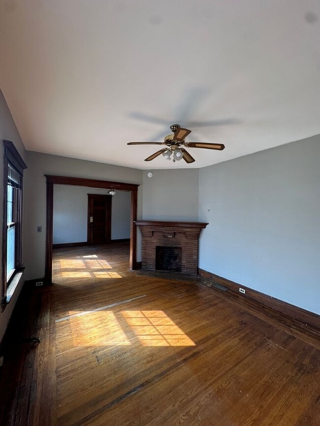 Building Photo - 98 Inwood Pl Unit 2