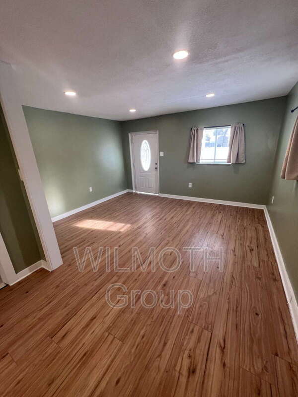 Photo - 2530 N Temple Ave