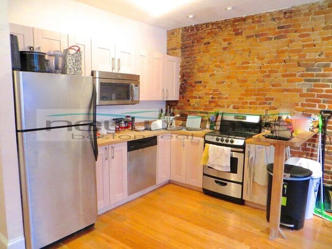 Photo - 206 Northampton St Unit 3