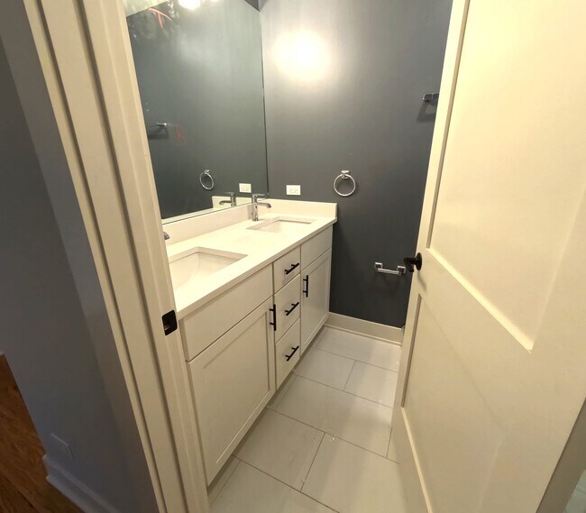 Photo - 3473 S Archer Ave