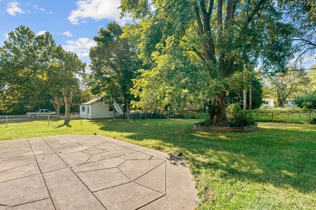 1404 Farmview Ave