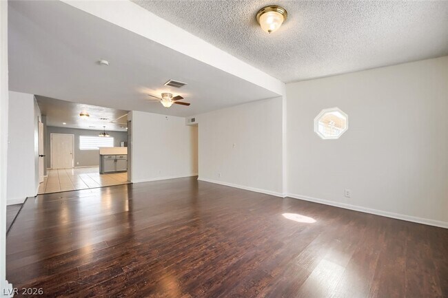 Photo - 6512 Evergreen Ave