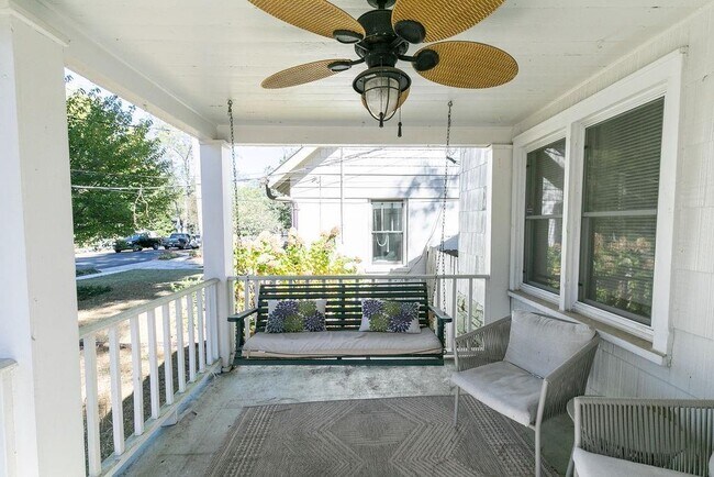 Photo - 936 East Lake Dr