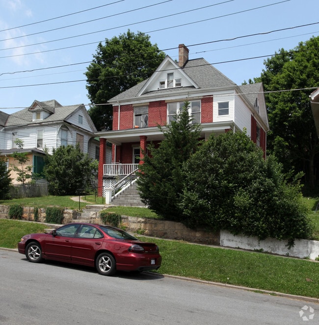 304 Frederick St Apartments For Rent in Bluefield, WV