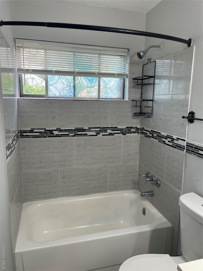 Photo - 173 Sugarwood Ln