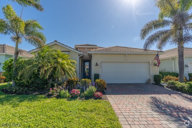 Building Photo - 14570 Tropical Dr Rental