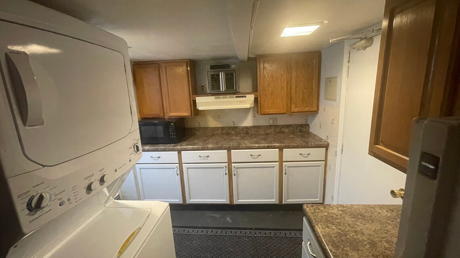 Photo - 2342 E 13th St