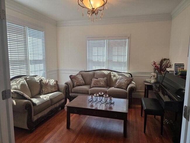 2017 Stuart Oaks Dr